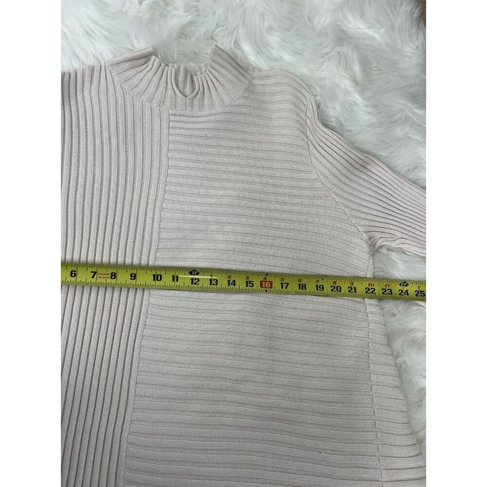 Cabi Women's D Ring Back Pullover Ribbed Asymmetr… - image 5